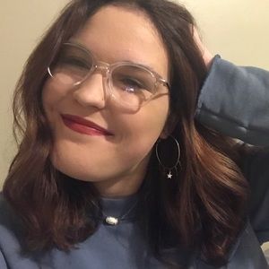 Meet your Posher, Ellie